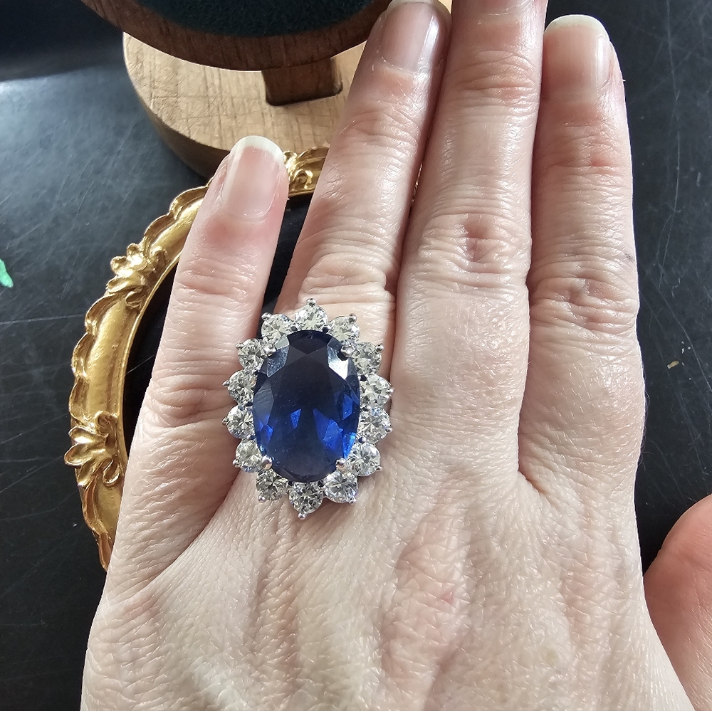 Vintage Coctail Ring Size 7 - Picture 3 of 6